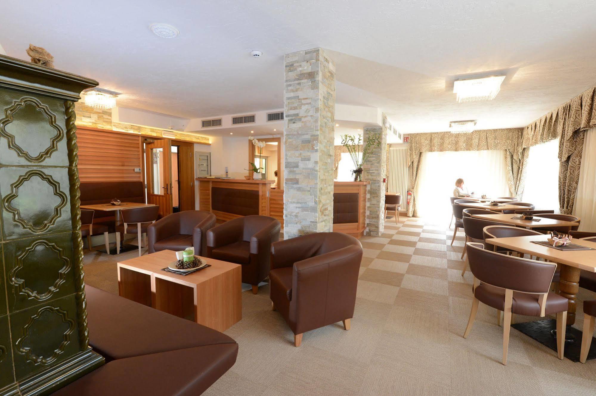 Cimon Dolomites Hotel Predazzo Exterior photo